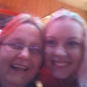 Meet your Posher, Lori